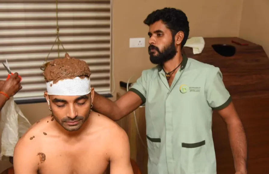 Thalapothichil Therapy